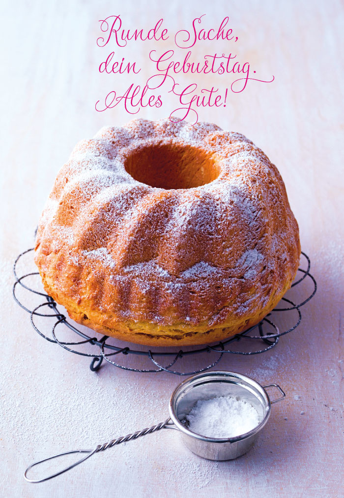 Geburtstag - Gugelhupf mit Puderzucker